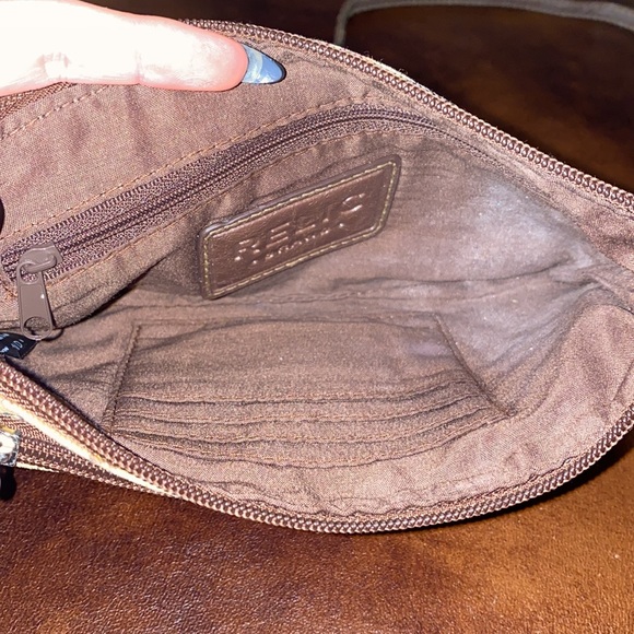 💫Patterned cross body purse! - Picture 4 of 6